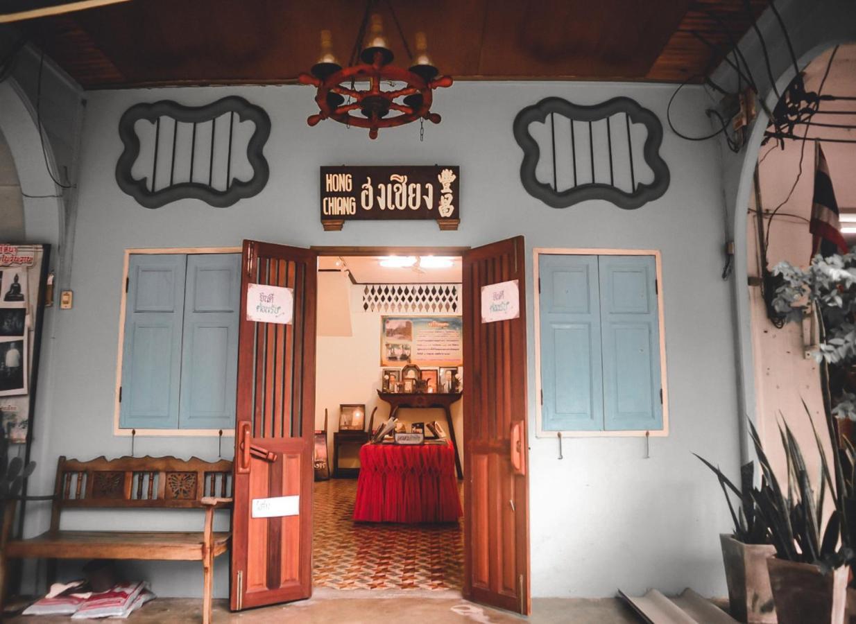 Thaweesuk Heritage Homestay Phang Nga Exteriör bild