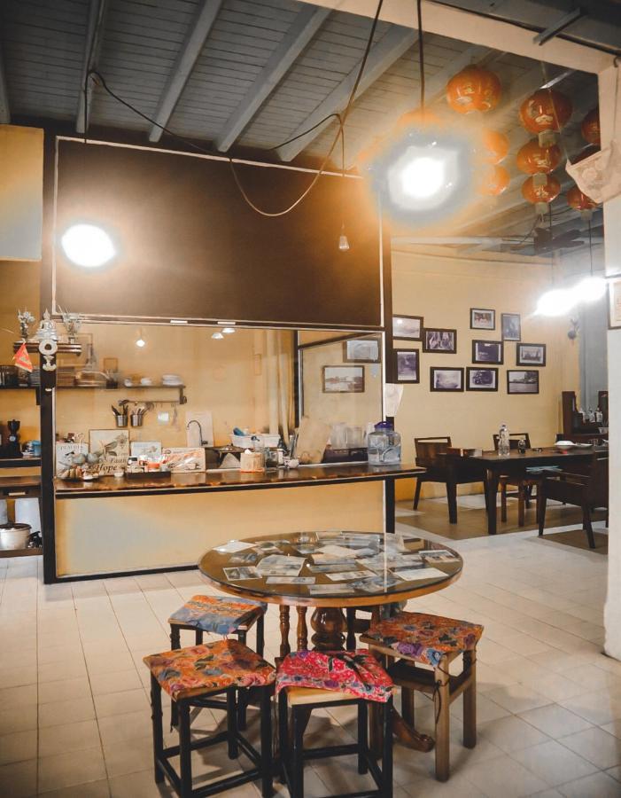 Thaweesuk Heritage Homestay Phang Nga Exteriör bild