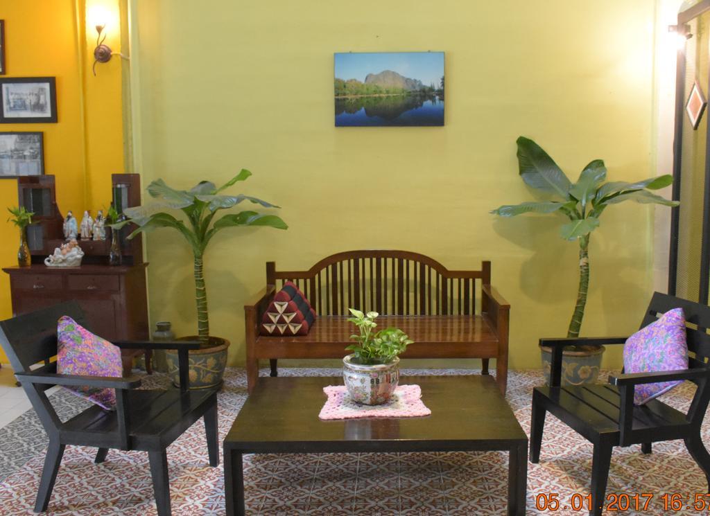 Thaweesuk Heritage Homestay Phang Nga Exteriör bild
