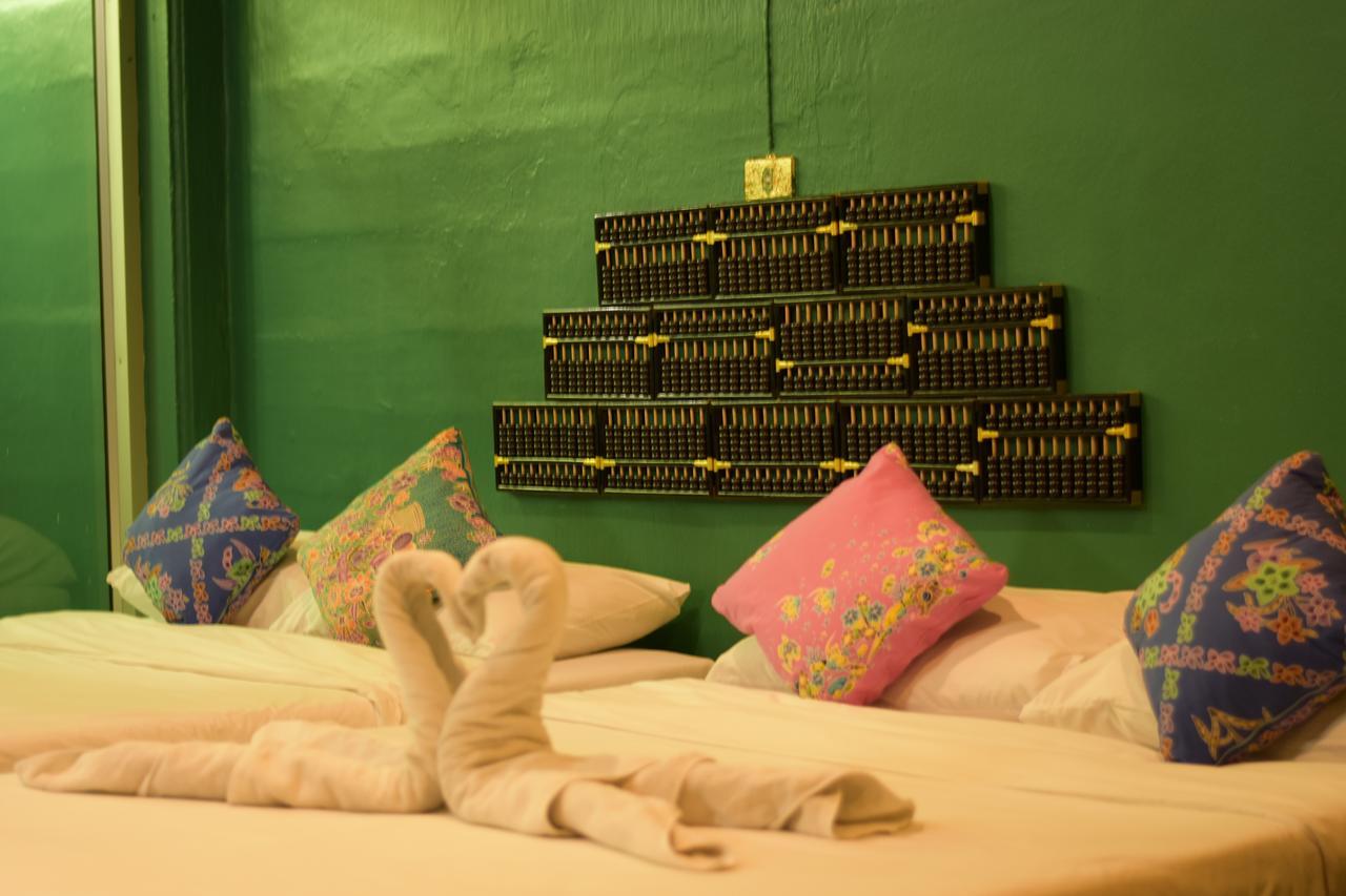 Thaweesuk Heritage Homestay Phang Nga Exteriör bild