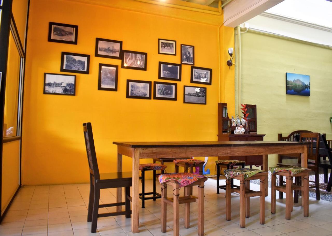 Thaweesuk Heritage Homestay Phang Nga Exteriör bild